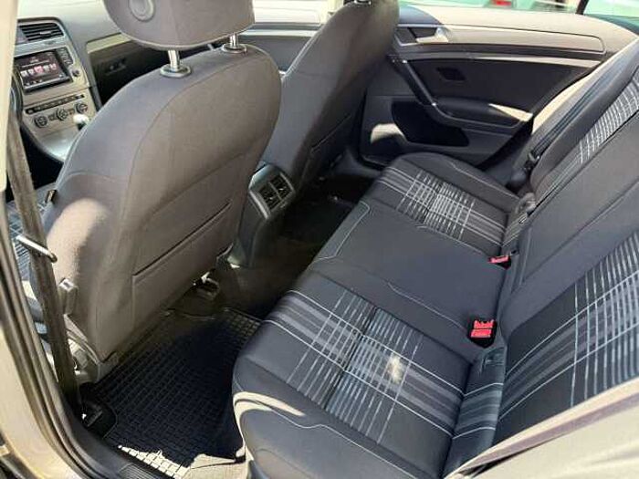 Volkswagen Golf Lounge BMT DSG Comfortline