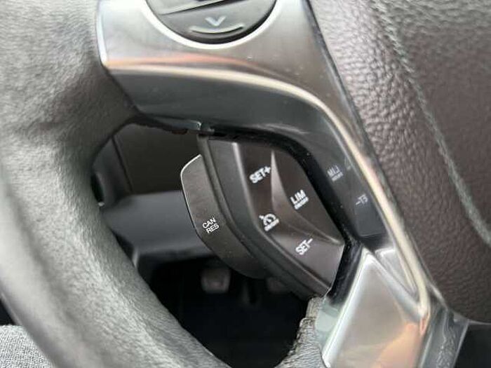 Ford Transit Custom 310 L2 Trend*Wohnmobil*Küche*Doppelbett