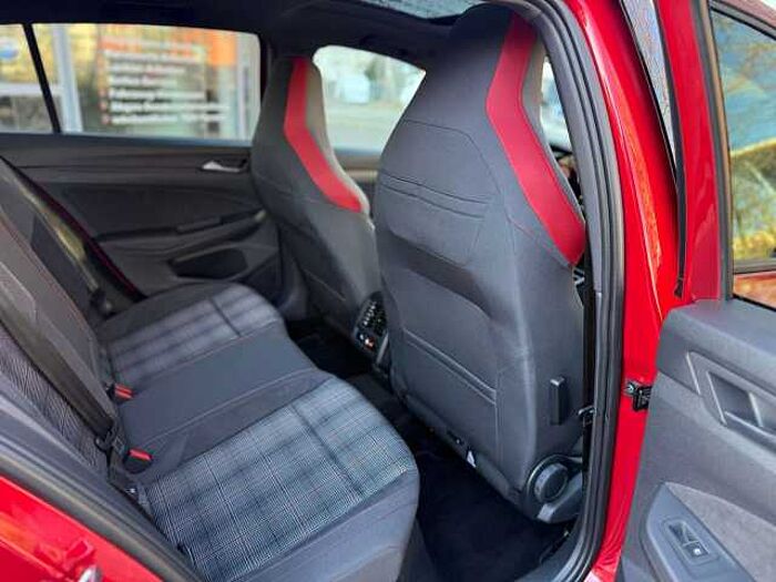 Volkswagen Golf GTI Golf 2.0 TSI OPF DSG GTI HUD LM19 IQLIGHT Panorama