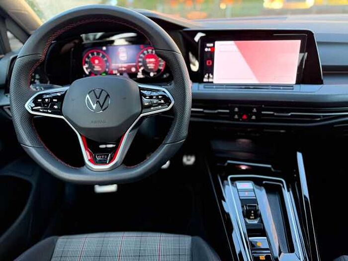 Volkswagen Golf GTI Golf 2.0 TSI OPF DSG GTI HUD LM19 IQLIGHT Panorama
