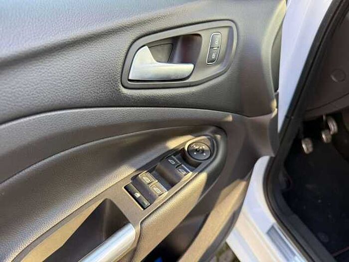 Ford Kuga Kuga 1.5 EcoBoost 2x4 ST-Line