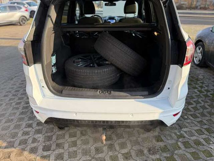 Ford Kuga Kuga 1.5 EcoBoost 2x4 ST-Line