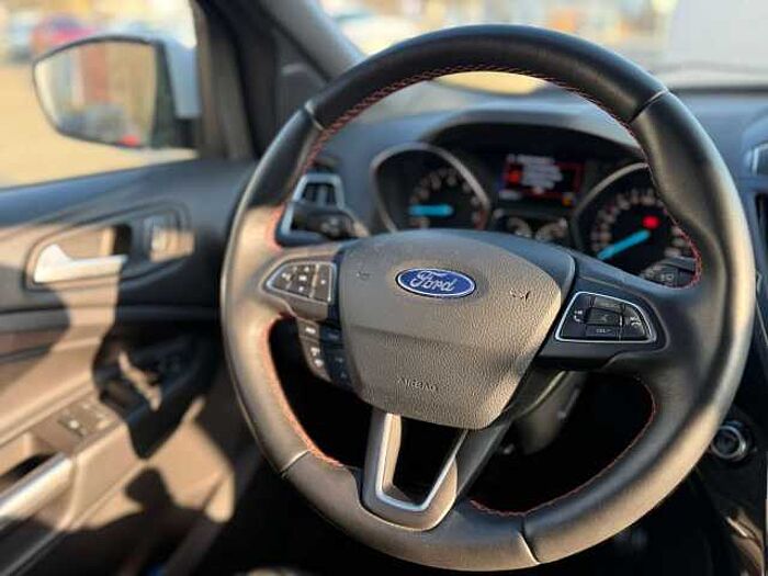Ford Kuga Kuga 1.5 EcoBoost 2x4 ST-Line