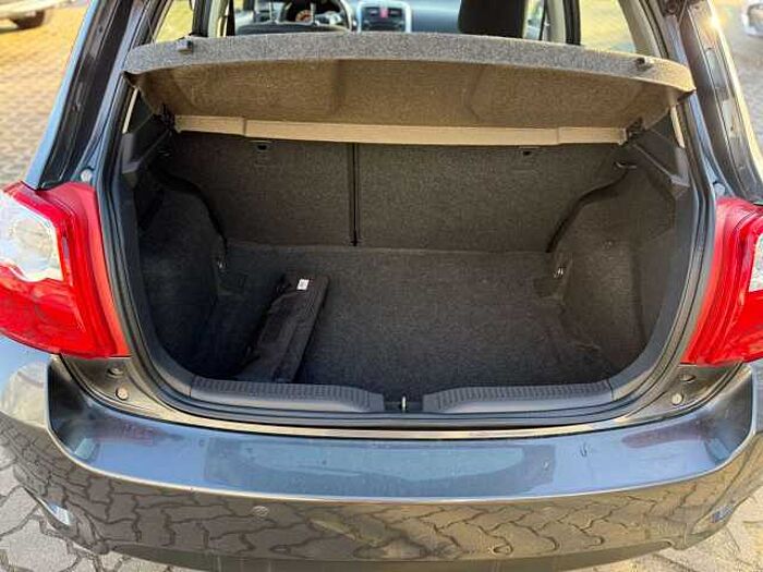 Toyota Auris Auris 5-Türer 1.6 Life+Tempomat