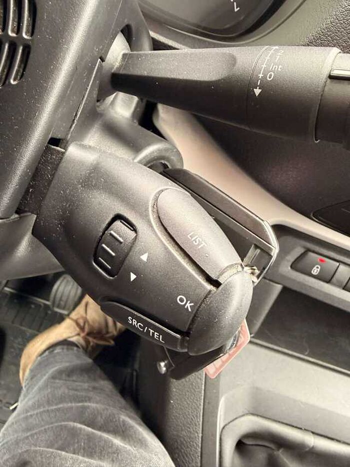 Toyota Proace 2,0-l-D-4D L1 (8-Si.) Verso Family