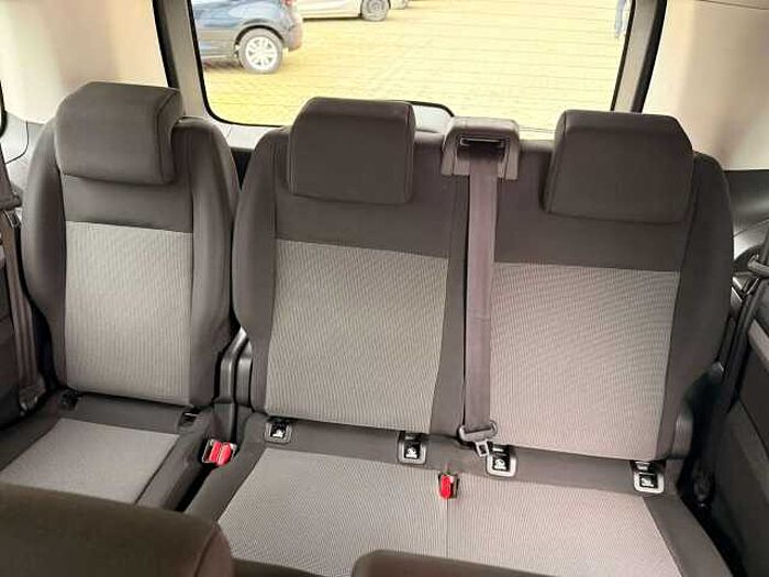 Toyota Proace 2,0-l-D-4D L1 (8-Si.) Verso Family