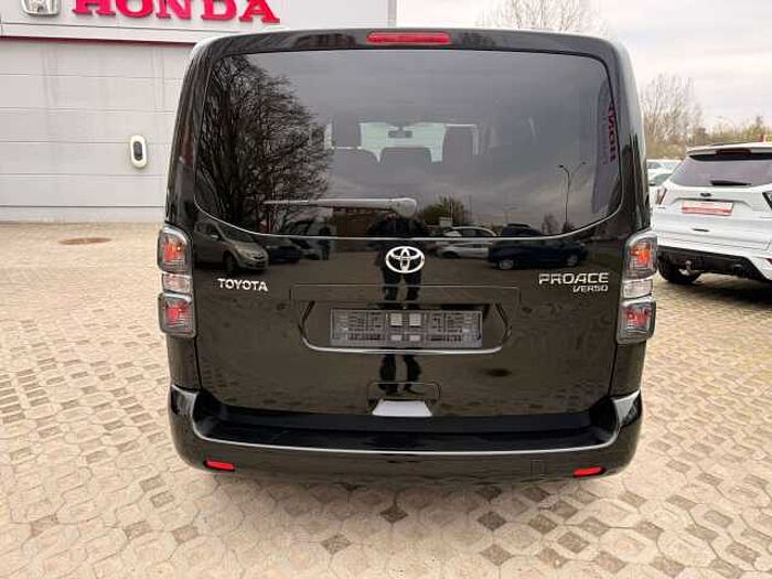 Toyota Proace 2,0-l-D-4D L1 (8-Si.) Verso Family
