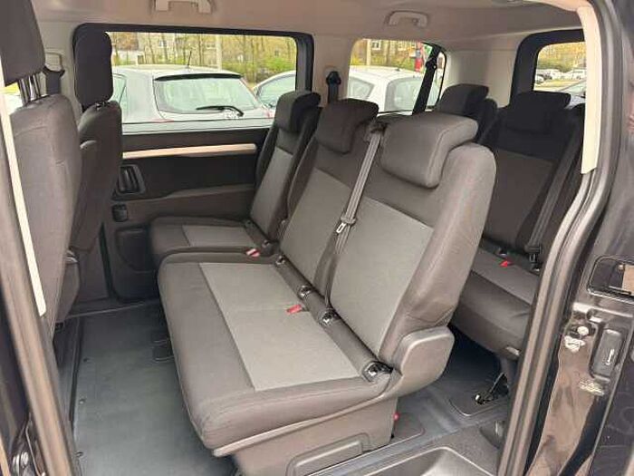 Toyota Proace 2,0-l-D-4D L1 (8-Si.) Verso Family