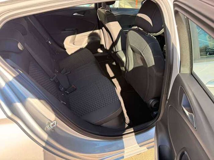 Opel Astra Edition