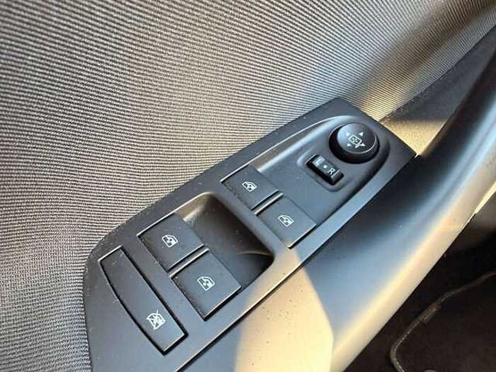 Opel Astra Edition