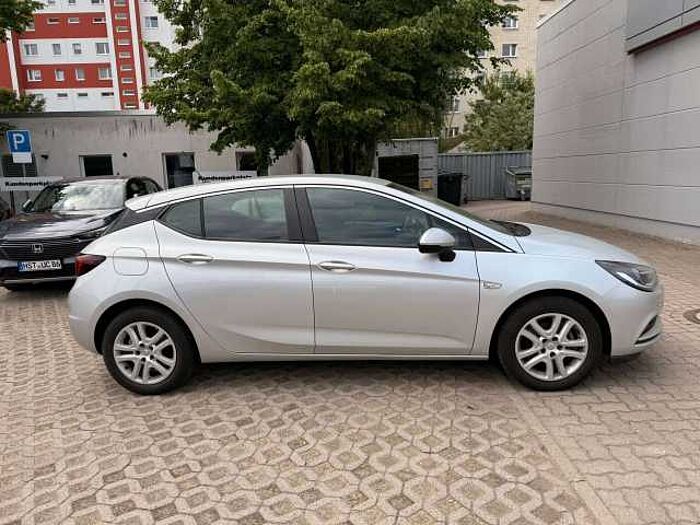 Opel Astra Edition