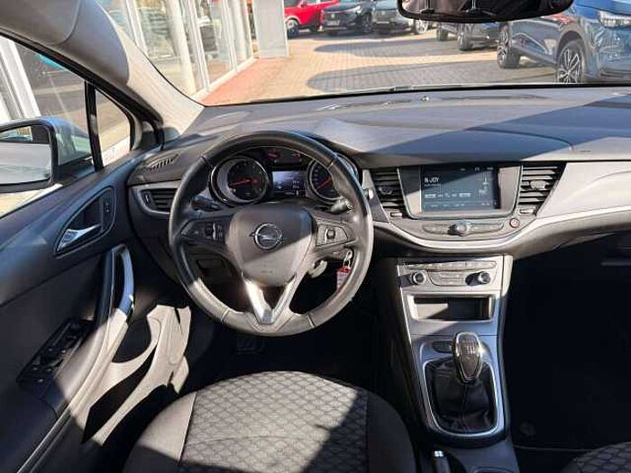 Opel Astra Edition