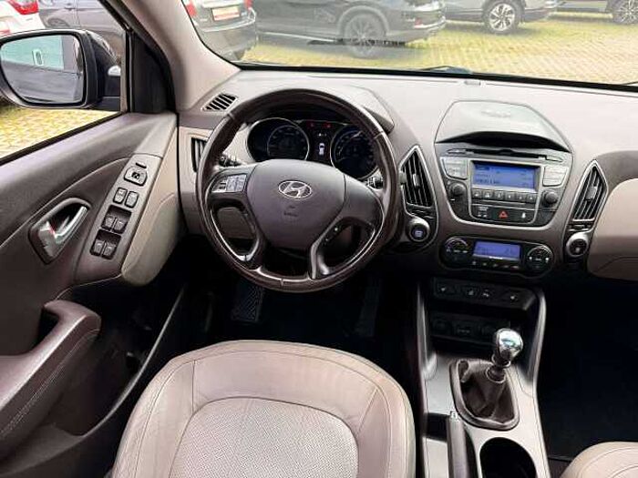 Hyundai iX35 Comfort 2WD Anhängerzug