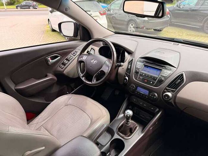 Hyundai iX35 Comfort 2WD Anhängerzug