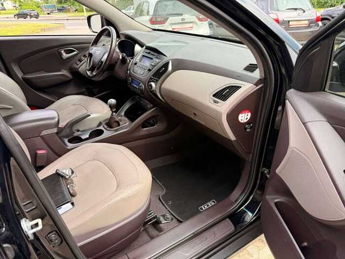 Hyundai iX35 Comfort 2WD Anhängerzug