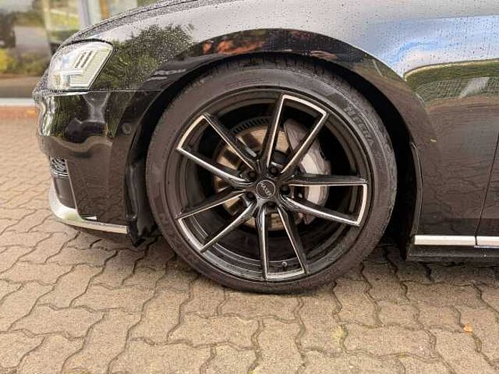 Audi A8 50 TDI quattro